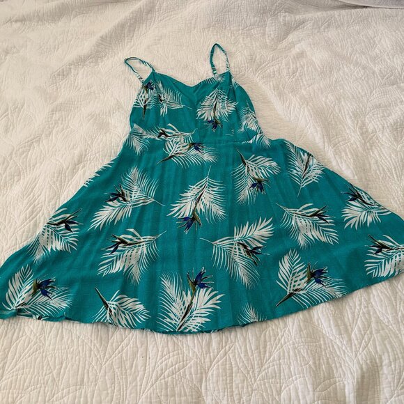 APT.9 Rayon Sundress Size L Green & White Tropical Print - Picture 1 of 1